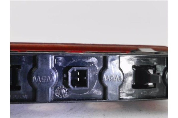 Recambio de luz central de freno para peugeot bipper 1.4 básico referencia OEM IAM 6351ES  