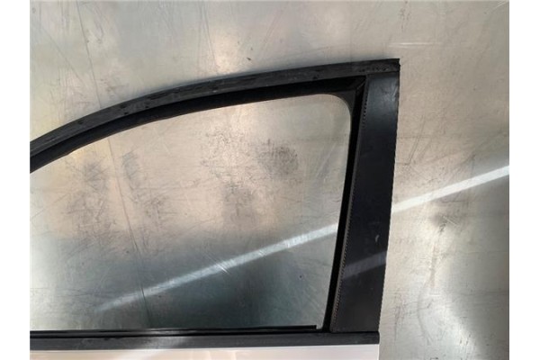 Recambio de puerta delantero izquierda para volkswagen touran (1t1) 2.0 tdi 16v referencia OEM IAM 1T0831055AA 1T0831055AB 