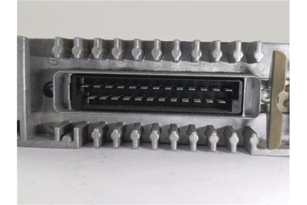 Recambio de centralita para volkswagen polo coupé (86c, 80) referencia OEM IAM 030906022J 0261200326 