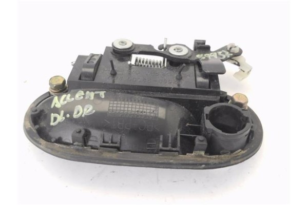 Recambio de maneta exterior delantero derecha para hyundai accent (x3) 1.5 i 12v referencia OEM IAM 8265022000   Recambio de maneta exterior delantero derecha para hyundai accent (x3) 1.5 i 12v referencia OEM IAM 8265022000