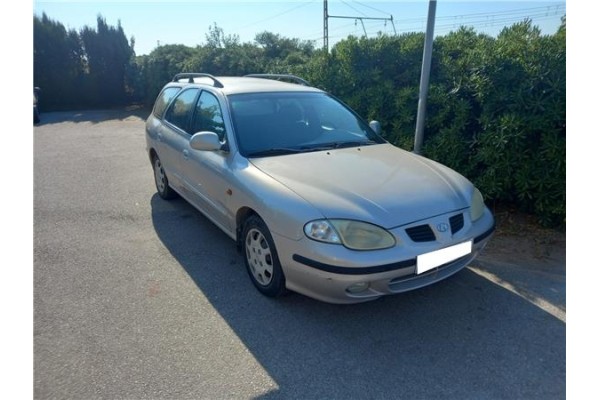 hyundai lantra familiar (rd) del año 1999