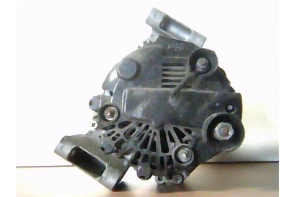 Recambio de alternador para opel corsa c 1.3 cdti referencia OEM IAM 93169026 95524437 