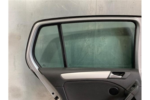 Recambio de puerta trasero izquierda para volkswagen golf vi (5k1) 1.4 advance referencia OEM IAM 5K6833055K  