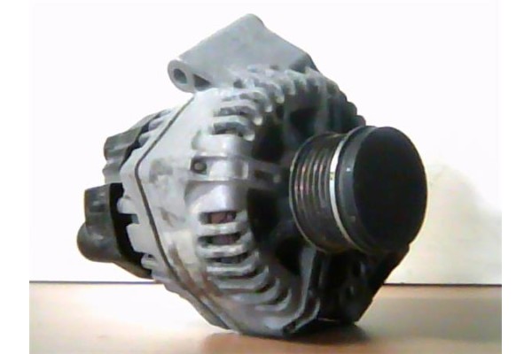 Recambio de alternador para opel corsa c 1.3 cdti referencia OEM IAM 93169026 95524437 