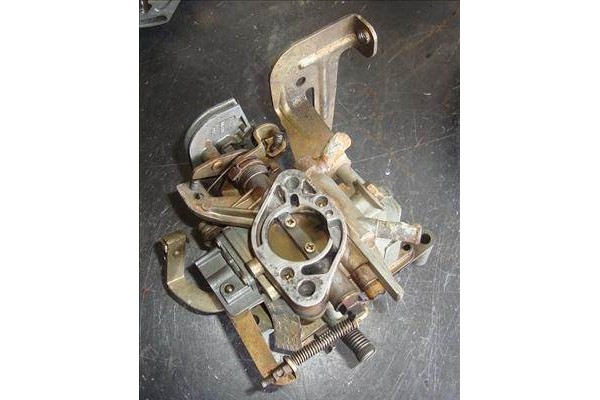 Recambio de carburador para renault 14 (121_) 1.4 (1212) referencia OEM IAM REN 714 F12817000 32 PBISA11 
