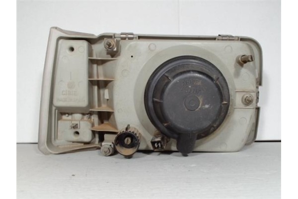 Recambio de faro delantero izquierdo para seat marbella 0.9 ce referencia OEM IAM 007405  