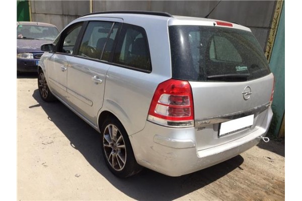 opel zafira b del año 2009