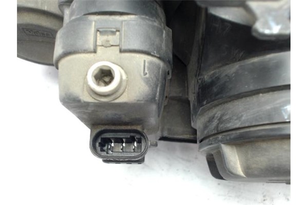 Recambio de faro delantero dcho para renault megane ii berlina 5p referencia OEM IAM 89307000 8200073221J 