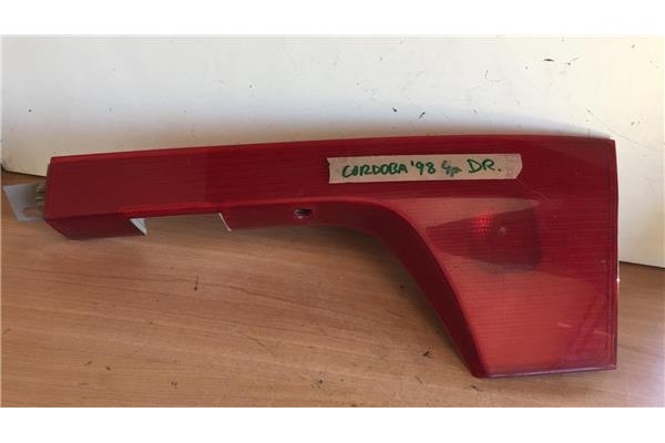 Recambio de piloto trasero derecho para seat cordoba berlina (6k2)(1993 ) 1.4 clx [1,4 ltr. - 44 kw] referencia OEM IAM 5059  