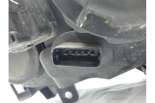 Recambio de faro delantero dcho para renault megane ii berlina 5p referencia OEM IAM 89307000 8200073221J 