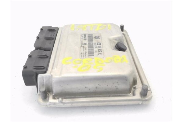 Recambio de centralita para seat cordoba berlina (6l2) 1.9 tdi referencia OEM IAM 038906019NE 0281011824 