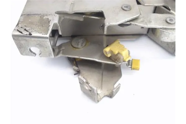 Recambio de cierre electromagnetico trasero derecho para ford transit connect (p65_, p70_, p80_) 1.8 tdci referencia OEM IAM 2T1