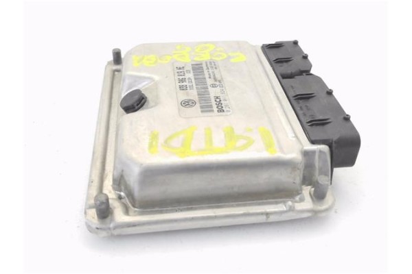 Recambio de centralita para seat cordoba berlina (6l2) 1.9 tdi referencia OEM IAM 038906019NE 0281011824 