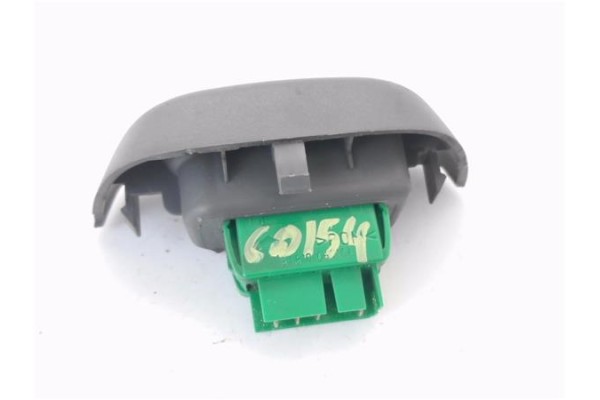 Recambio de mando elevalunas delantero derecho para toyota aygo (kgb/wnb) 1.0 básico referencia OEM IAM 848100H010A  