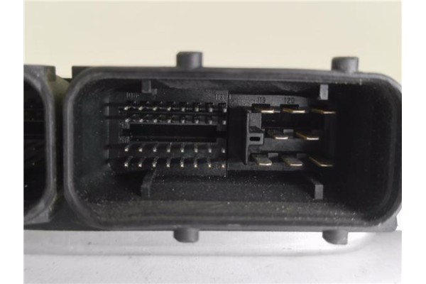 Recambio de centralita para seat cordoba berlina (6l2) 1.9 tdi referencia OEM IAM 038906019NE 0281011824 