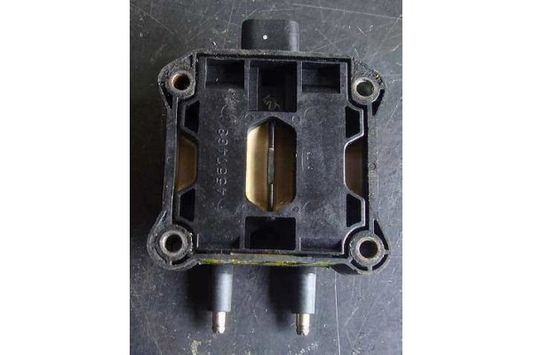 Recambio de bobina encendido para chrysler neon pl 2.0 referencia OEM IAM 4557468  