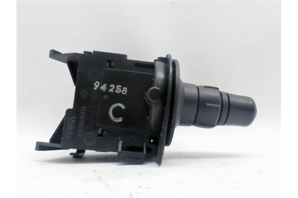 Recambio de mando de luces para renault scenic ii (jm) referencia OEM IAM   