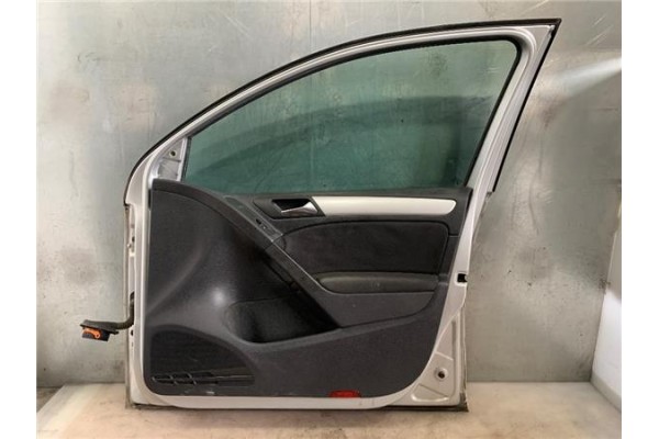 Recambio de puerta delantero derecha para volkswagen golf vi (5k1) 1.4 advance referencia OEM IAM 5K4831056H  