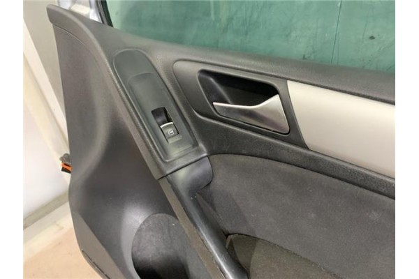 Recambio de puerta delantero derecha para volkswagen golf vi (5k1) 1.4 advance referencia OEM IAM 5K4831056H  