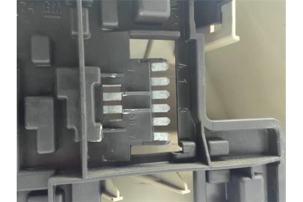 Recambio de piloto trasero izquierdo para opel vectra b berlina (1995) 2.0 dti 16v referencia OEM IAM 62144  