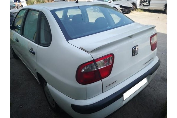 seat cordoba berlina (6k2) del año 1999