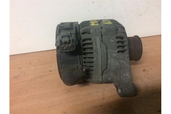 Recambio de alternador para nissan micra (k11) 1.3 i 16v referencia OEM IAM 2310054B62 0123115010 