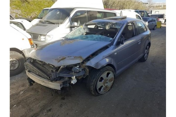audi a3 (8p)(2003) del año 