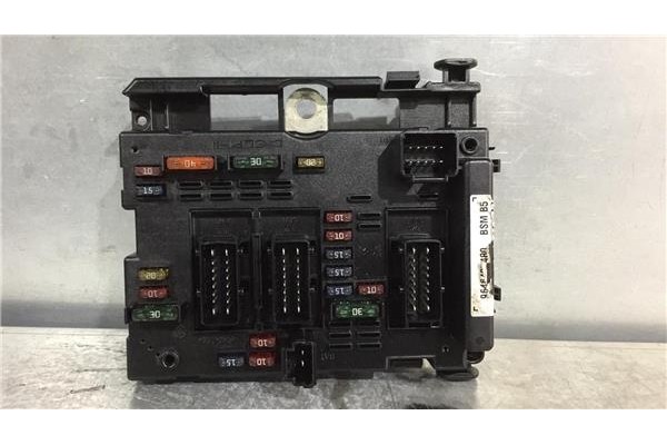 Recambio de caja fusibles/rele para peugeot 206 1.4 hdi eco 70 referencia OEM IAM 9646405480 31418966 
