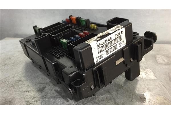 Recambio de caja fusibles/rele para peugeot 206 1.4 hdi eco 70 referencia OEM IAM 9646405480 31418966 