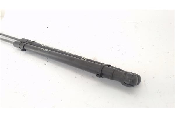 Recambio de amortiguador porton para opel vectra c caravan 1.9 comfort referencia OEM IAM 176537 13247867 