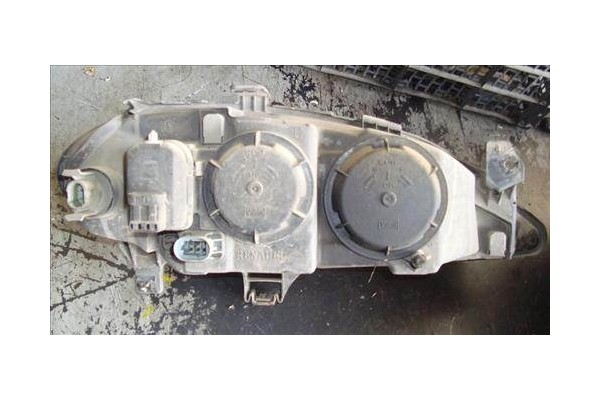Recambio de faro delantero izquierdo para renault megane i (ba0/1_) 1.6 16v (ba11, ba04, ba0b, ba1j) referencia OEM IAM 26060137