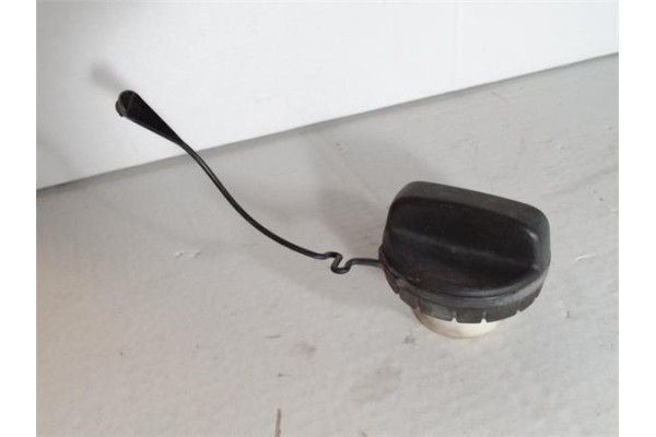 Recambio de tapon combustible para toyota yaris (ksp9/scp9/nlp9) 1.4 d-4d referencia OEM IAM 7730052030  