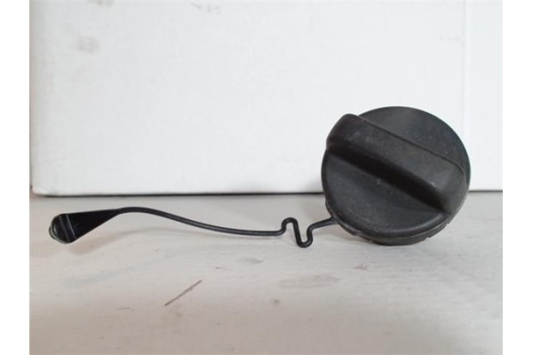 Recambio de tapon combustible para toyota yaris (ksp9/scp9/nlp9) 1.4 d-4d referencia OEM IAM 7730052030  