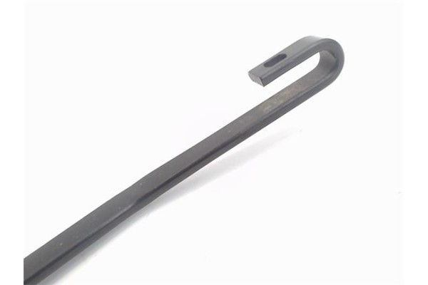 Recambio de brazo limpiaparabrisas trasero para renault kangoo i (f/kc0) 1.2 (kc0a, kc0k, kc0f, kc01) referencia OEM IAM 7701054