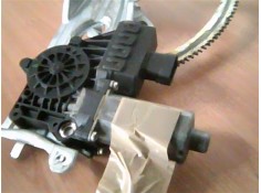 Recambio de mecanismo elevalunas delantero derecho para opel zafira b 1.9 enjoy referencia OEM IAM 5140084  