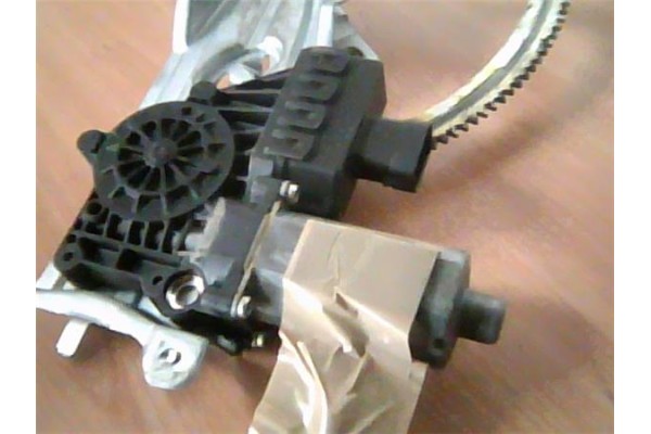 Recambio de mecanismo elevalunas delantero derecho para opel zafira b 1.9 enjoy referencia OEM IAM 5140084  