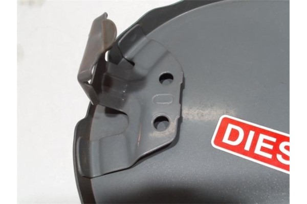 Recambio de tapa exterior combustible para toyota yaris (ksp9/scp9/nlp9) 1.4 d-4d referencia OEM IAM 7735052130  
