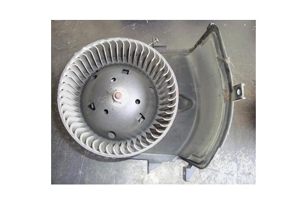 Recambio de motor calefaccion para volkswagen golf iii (1h1) 2.0 gl referencia OEM IAM 1H1820021 833658D 