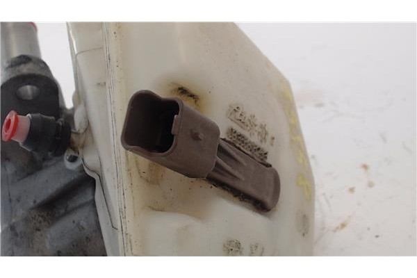 Recambio de bomba freno para peugeot 3008 1.6 hdi referencia OEM IAM 965400218001  