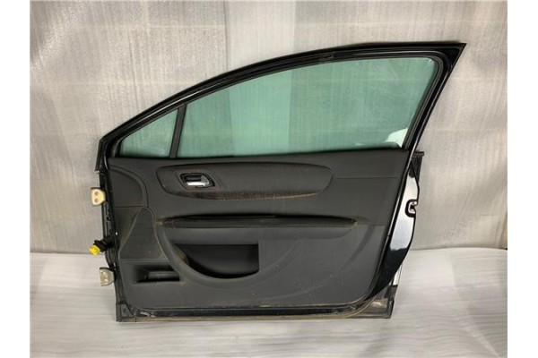Recambio de puerta delantero derecha para citroen c4 coupe referencia OEM IAM 9004W5 9681332080 