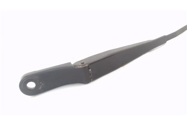 Recambio de brazo limpiaparabrisas delantero izquierdo para peugeot 3008 1.6 hdi referencia OEM IAM 6429HT  