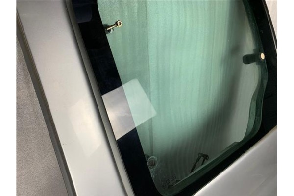 Recambio de puerta lat. corredera izquierda para peugeot partner (s2) referencia OEM IAM   