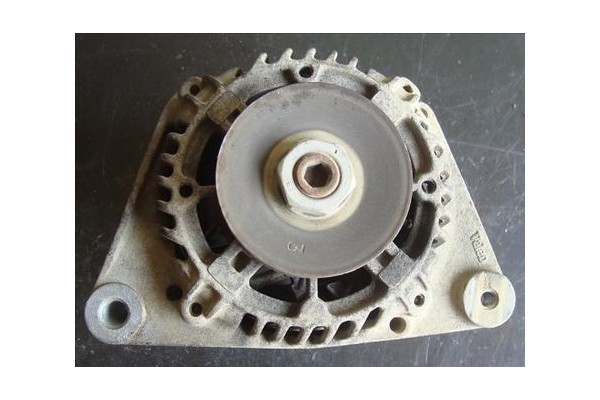 Recambio de alternador para peugeot 106 (s1) 1.1 referencia OEM IAM 9605063880 A11VI55 
