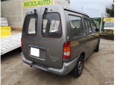nissan vanette cargo del año 2001