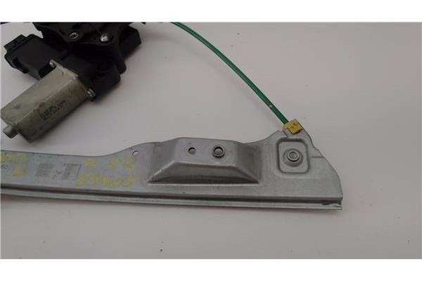 Recambio de mecanismo elevalunas delantero derecho para opel corsa d 1.3 cdti referencia OEM IAM 13298154 39161985 