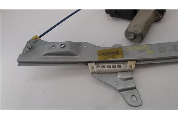 Recambio de mecanismo elevalunas delantero derecho para opel corsa d 1.3 cdti referencia OEM IAM 13298154 39161985 