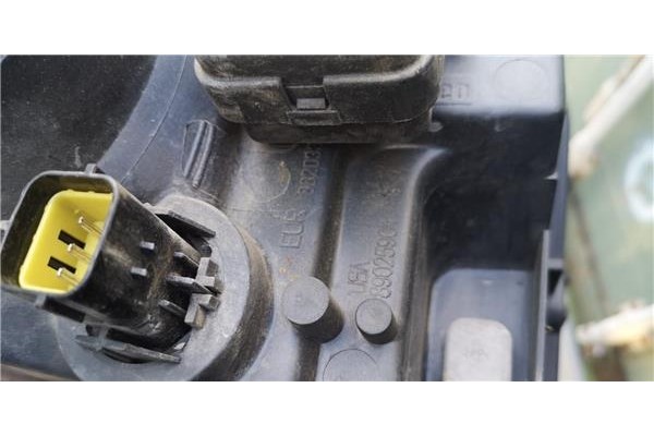 Recambio de faro delantero izquierdo para land rover freelander (ln) 2.0 di referencia OEM IAM XBC000310  