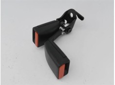 Recambio de anclaje cinturon trasero derecho para peugeot 2008 1.2 access referencia OEM IAM 96781661XT  