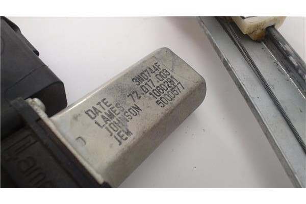 Recambio de mecanismo elevalunas delantero derecho para opel corsa d 1.3 cdti referencia OEM IAM 13298154 39161985 
