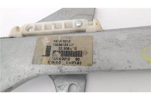 Recambio de mecanismo elevalunas delantero izquierdo para opel corsa d 1.3 cdti referencia OEM IAM 13298153 39161986 